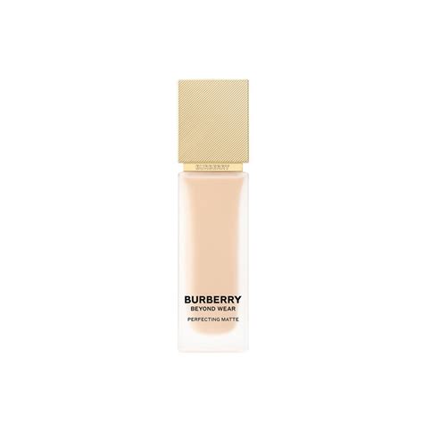 make up burberry|Burberry beyond wear foundation.